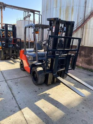 3 Ton TOYOTA FD30 Diesel Forklift Truck with Hydraulic Lifting in Excellent Condition