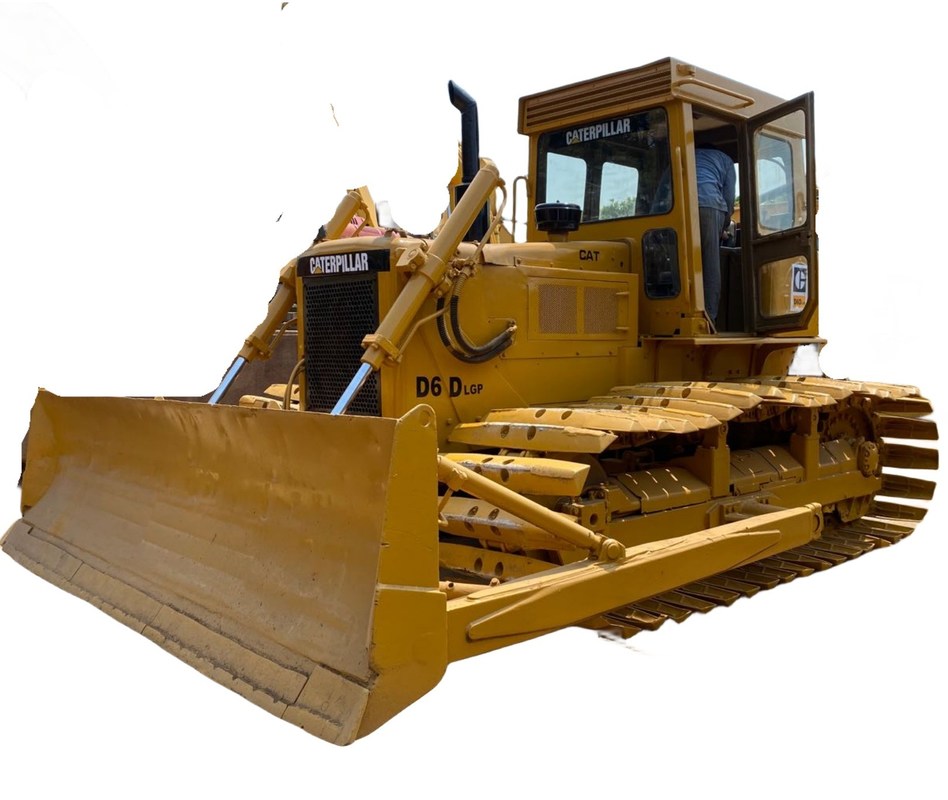 15ton Used CATERPILLAR D6D Dozer Equipped with Liyuan Hydraulic Pump in Japan